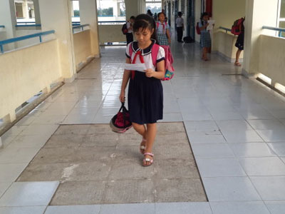 Khi học sinh không dám đi vệ sinh