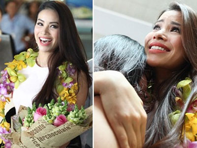 Phạm Hương xúc động ôm mẹ khóc trong ngày về nước