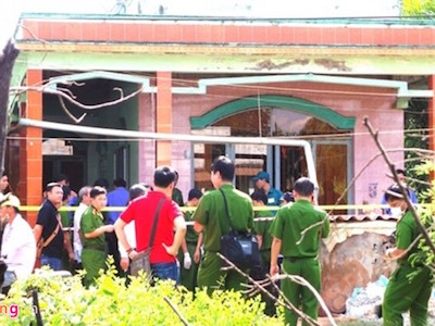 Công an Long An đình chỉ điều tra vụ mẹ giết 2 con rồi tự tử