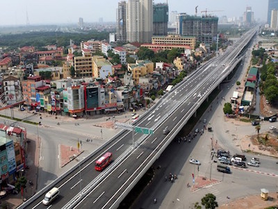 Ngân sách địa phương hết tiền: Do hụt thu hay "vung tay quá trán"?