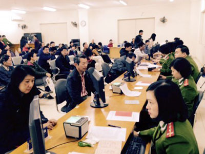 Hà Nội: Ngày đầu cấp thẻ căn cước công dân