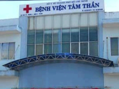 Giành nhau tô mì, một bệnh nhân bị đánh chết
