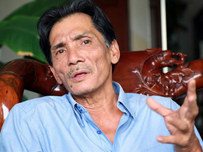 Thương Tín bị bố đẻ sắp xếp cho ở tù