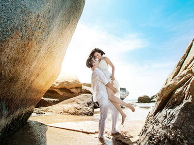 Vợ chồng Vân Trang chụp ảnh cưới lãng mạn