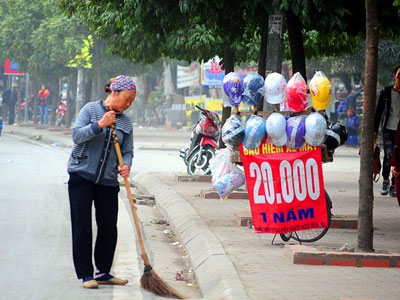 Bảo hiểm xe máy "siêu" rẻ: Người mua đang bị lừa?