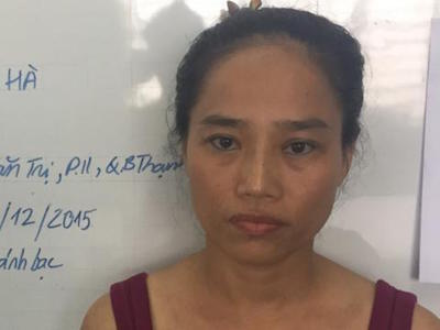 Phá sòng bạc quý bà của chị gái trùm giang hồ