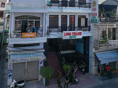 Vụ "chủ khách sạn đem quan tài đặt trước ngân hàng": Cưỡng chế kê biên tài sản