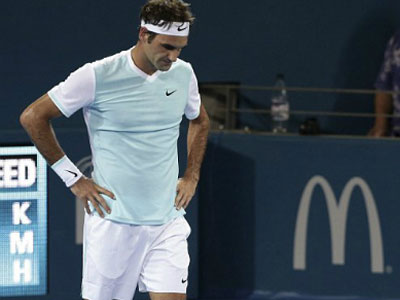 Federer gục ngã ở chung kết Brisbane 2016