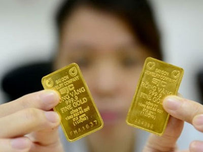 Hà Nội: Vàng miếng SJC bị đồng loạt từ chối mua lại, thu phí cao ngất
