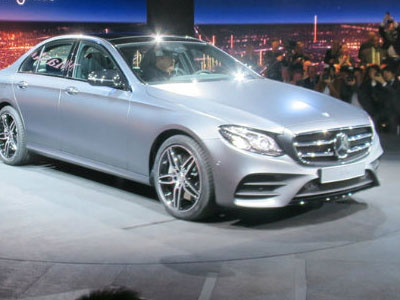 Mercedes-Benz E Class 2017 "thiêu" mắt người dùng