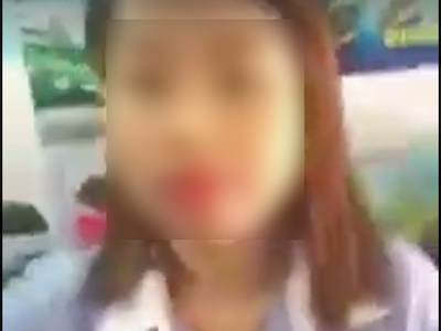 Nữ nhân viên du lịch trợn mắt, xưng tao mày với khách