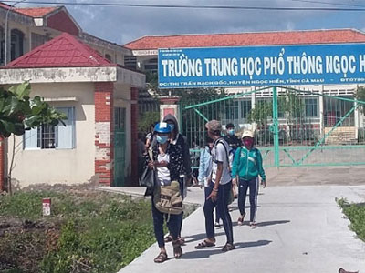 Thầy giáo lấy cắp đề thi, gạ tình 7 nữ sinh: Đồng nghiệp nói gì?