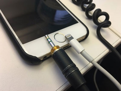 "iPhone 7 nhỏ gọn hơn khi bỏ cổng 3,5 mm"