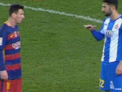 Bị chê lùn, Messi nổi giận mắng xối xả đối phương