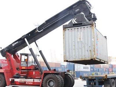 Doanh nghiệp bức xúc tố Hải quan "ăn" tiền không có hóa đơn