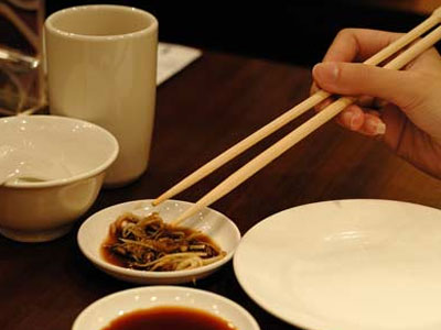 Dùng đũa ăn bao nhiêu lâu thì nên thay mới?