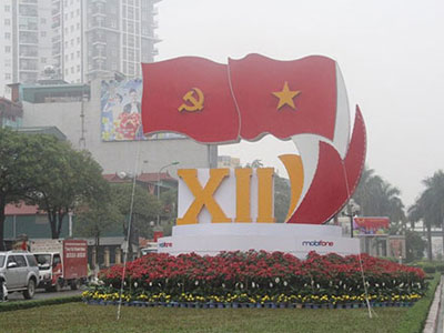 Hà Nội trang hoàng rực sáng mừng ĐH Đảng lần thứ XII