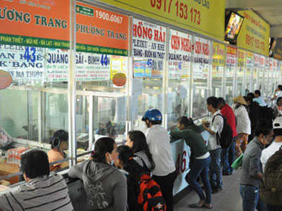 TPHCM: "Ngồi trên đống lửa" khi đặt vé xe Tết qua mạng