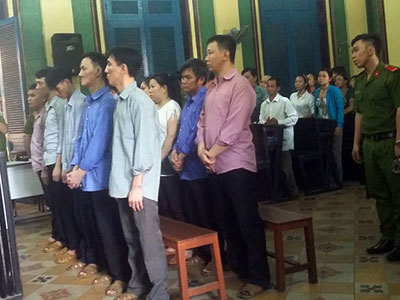 Nữ quái "chuyên trị chỗ hiểm" trai Tây, trộm tài sản