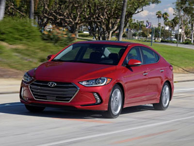 Hyundai Elantra 2017 giá từ 17.000 USD tại Mỹ