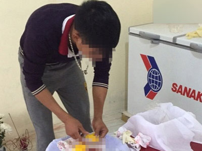 Chiếc tủ lạnh chứa đầy xác em bé và "biệt đội săn trộm" hài nhi
