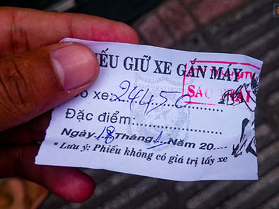 Thực hư câu chuyện "phiếu giữ xe còn nhưng vẫn bị mất xe" xôn xao mạng xã hội