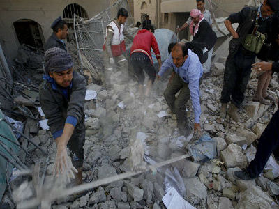 Yemen: Liên quân Ả-rập không kích trụ sở cảnh sát, 25 người chết