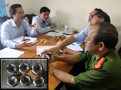 Bị dân làng xa lánh vì tiệc cưới dùng bia không thời hạn