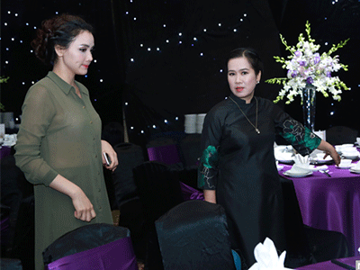 Tiết lộ mẹ chồng nổi tiếng của người mẫu Trang Nhung