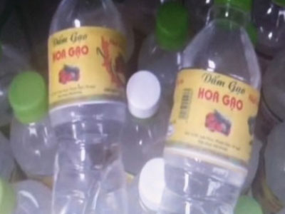 Kinh hoàng sản xuất dấm gạo bằng acid với nước lã