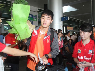 Người hâm mộ đón đội U23 Việt Nam trở về
