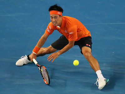 Nishikori ngược dòng, Sharapova vất vả vào vòng 4