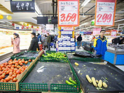 Rét kỷ lục trong hơn 3 thập kỷ, siêu thị "cháy hàng"