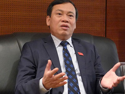 Bốn người xin rút để dồn phiếu cho ông Nguyễn Phú Trọng