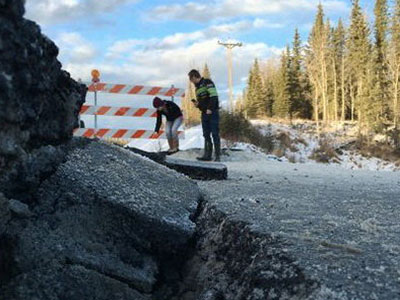 Alaska động đất mạnh 7,1 độ Richter, hàng ngàn người mất điện