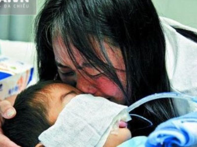 Bé 5 tuổi bị ung thư phổi và nguyên nhân khiến cả nhà “chết đứng”