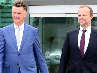 "Cặp đôi ma quỷ" tan vỡ và Van Gaal sắp ra đường