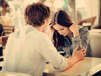 Em cứ chửi rủa anh nhưng đừng giữ thai lại