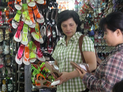 Hàng Việt thua đứt hàng Thái, Lào, Campuchia?