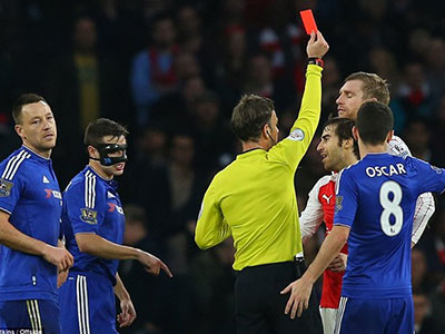 Hết ảo tưởng chưa, Arsenal?