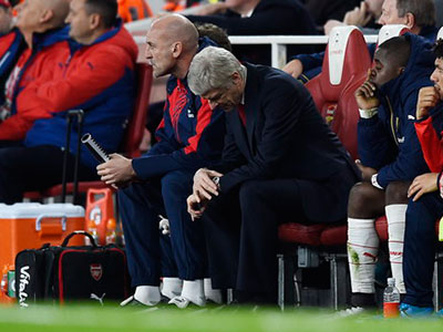 Wenger đổ lỗi Diego Costa, ai trách Arsenal?