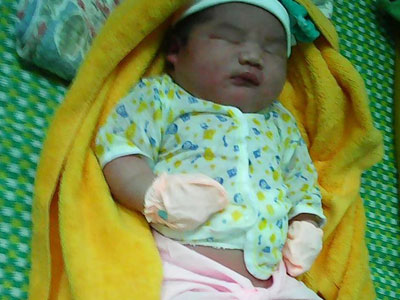 Bé trai sơ sinh có cân nặng "khủng" 5,1kg ở Quảng Nam