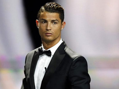Ronaldo chi 150 triệu đôla mua khách sạn của ứng viên Tổng thống Mỹ