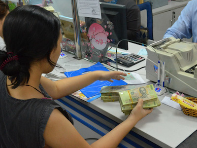 Lãi suất tiền gửi có dấu hiệu vượt trần