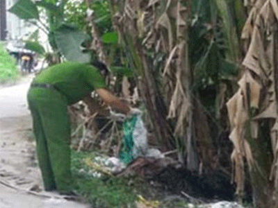 Phát hiện thi thể cô gái dưới hố nghi bị cướp giết