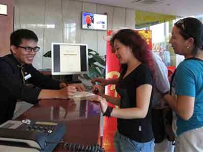 Nha Trang “cháy” phòng khách sạn ngày tết?