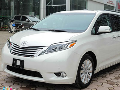 Toyota Sienna Limited 2016 có mặt tại Hà Nội