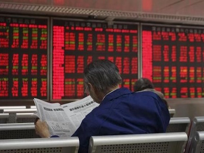 Giá dầu lại về dưới mức 30 USD một thùng