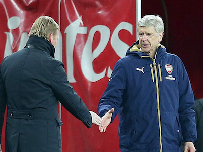 HLV Wenger quát nạt trọng tài, cãi nhau với đồng nghiệp