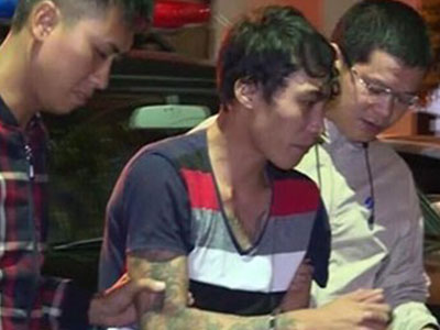 “Ngáo đá” khống chế 2 cháu bé, dọa dội nước sôi